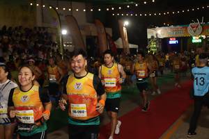 BIB: 00921, 88580, 17612, 179, 15797
                            <button type="button" onclick="openModal(9884873)" class="btn btn-primary btn-sm float-right btn-popup" data-toggle="modal" data-target=".modal-high-quality">
                        <i class="fas fa-shopping-cart"></i> Add to Cart
                    </button>
                                            <button type="button" onclick="isThisMe(9884873, true)" class="btn btn-success btn-sm float-right btn-popup btn-isme hidden" data-toggle="tooltip" data-placement="bottom" title="นี่คือรูปของคุณใช่ไหม คลิกที่นี่เพื่อเอาเข้าอัลบั้ม">
                        <i class="fas fa-plus"></i> Add to album
                    </button>
                    <button type="button" onclick="isThisMe(9884873, false)" class="btn btn-warning btn-sm float-right btn-popup btn-isnotme hidden">
                        <i class="fas fa-ban"></i> Remove from album
                    </button>